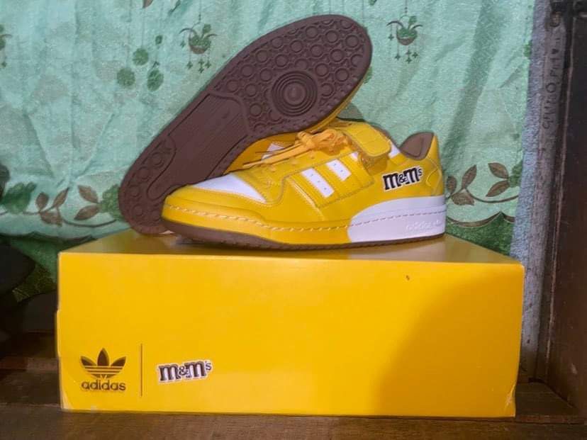 ADIDAS FORUM M&M’s SIZE 12 (Category: Sneakers) located in Mandaluyong City. Submitted by nick.03 (Listing ID 1276077100, Image 1). Description: FOR SALE ONLY ADIDAS FORUM SIZE 12 9/10 CONDITION (WHAT YOU SEE IS WHAT YOU GET) ₱3,000 MANDALUYONG LOCATION KO.