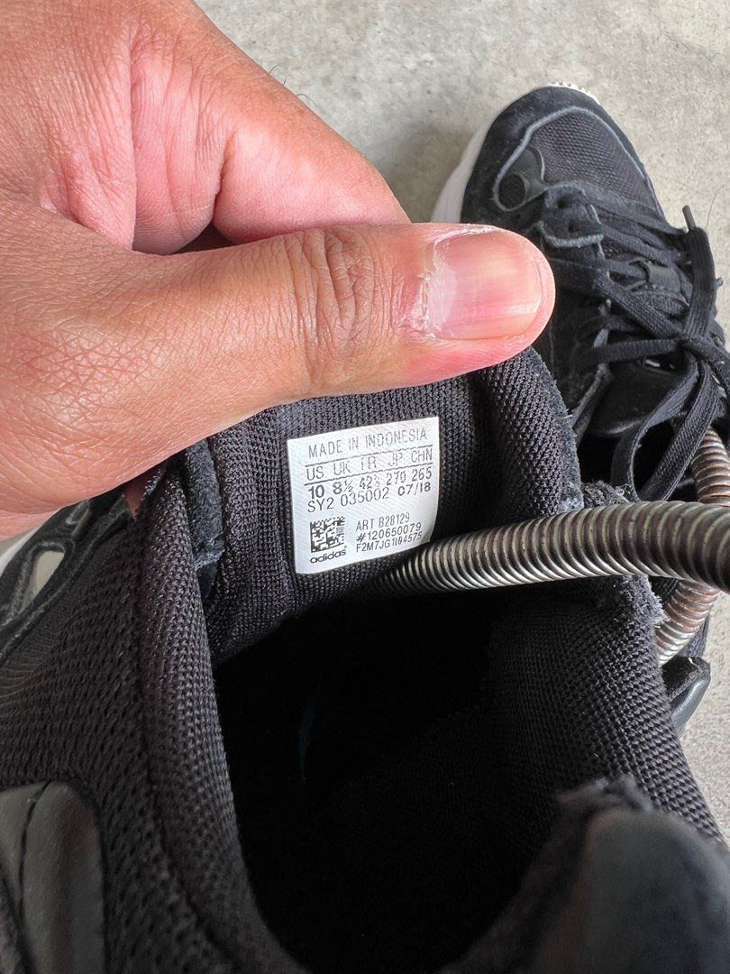 Adidas yung 2025 96 size 10