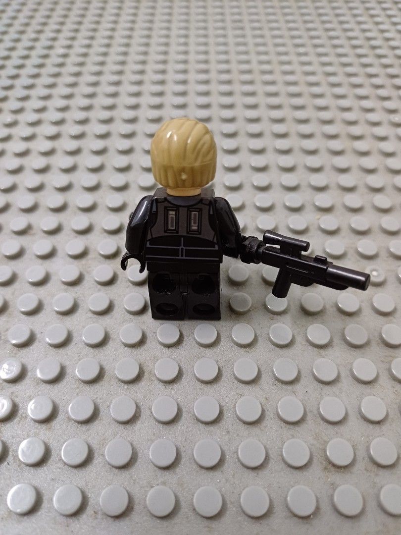 Lego agent hotsell kallus minifigure