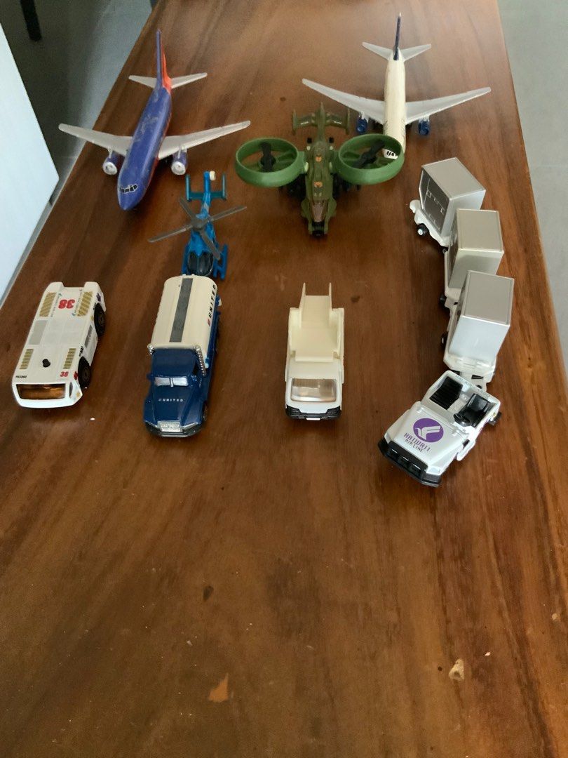 Car and plane models best sale