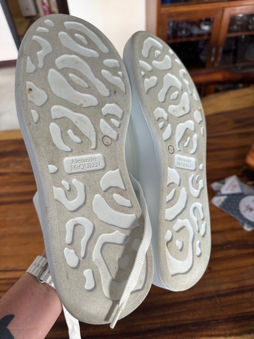 Alexander mcqueen new arrivals trainers faulty