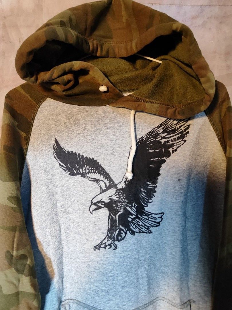 American eagle camo on sale sweatshirt