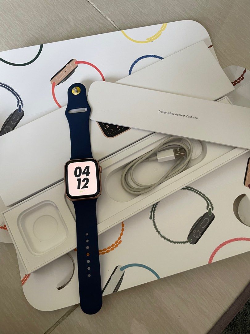 Apple watch series 5 store 44mm gps rose gold