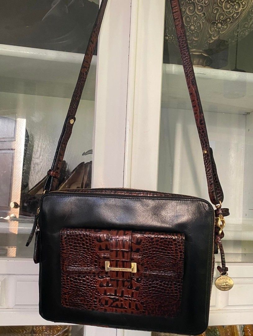 Brahmin crossbody purse top