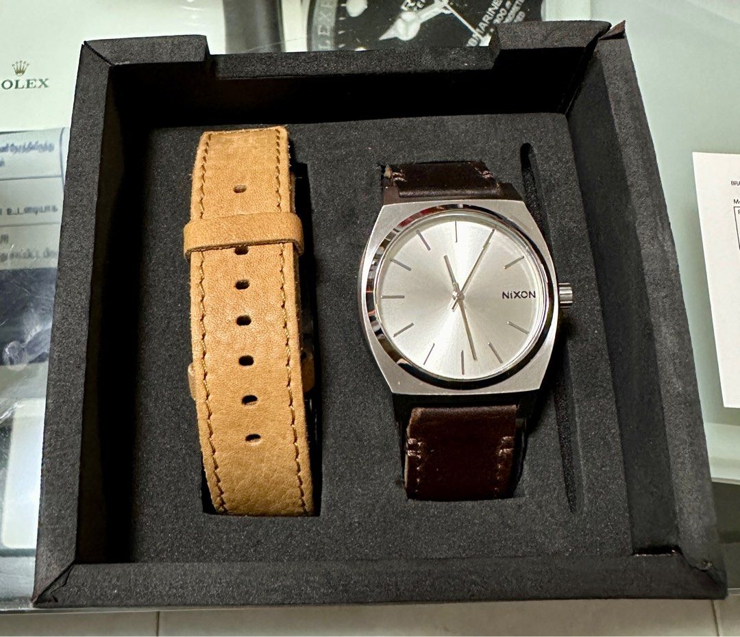 Brand new NIXON watch for sales. Luxury Watches on Carousell