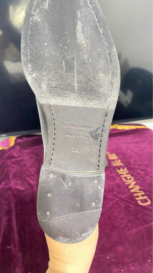 Burberry boot for sale. Size 38. Never wore before but kept in the