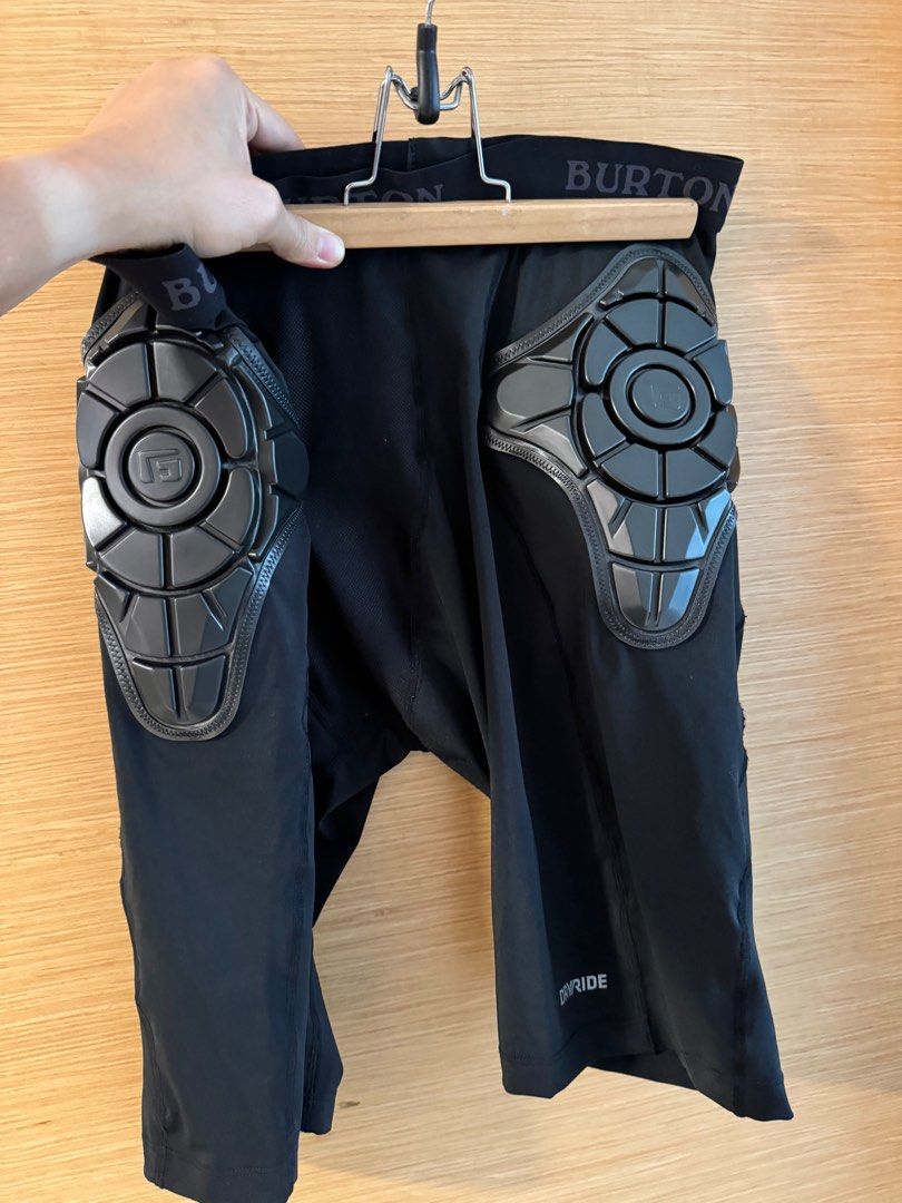 Burton Total Impact Shorts XL Men s Fashion Bottoms Shorts on