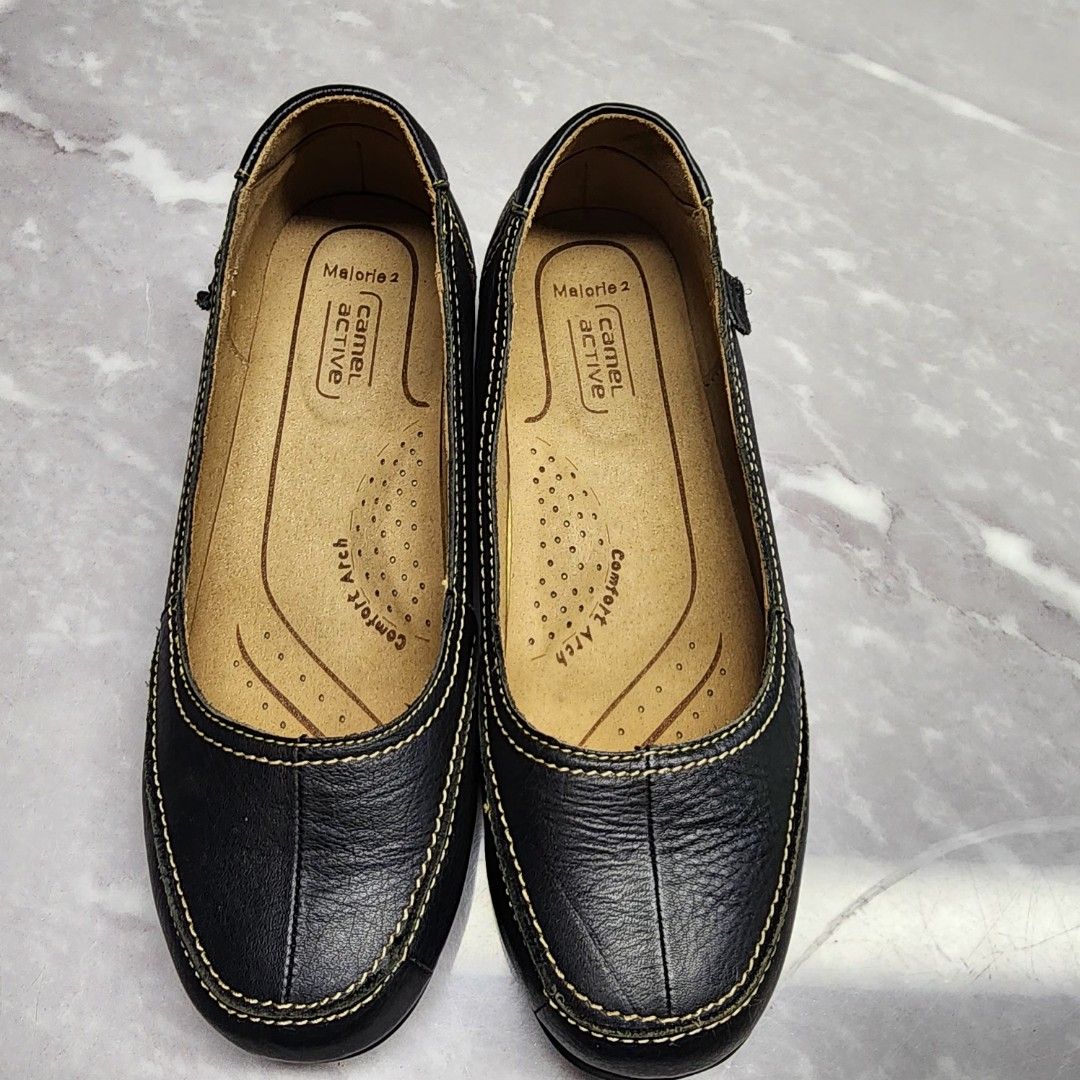 Women's outlet active flats
