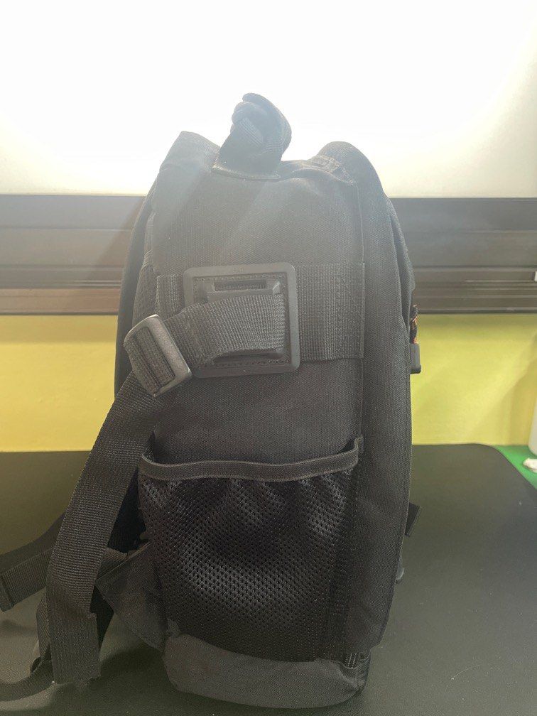 Camera backpack (Category: Camera Bags & Carriers) located in Singapore. Submitted by perfumeaddict (Listing ID 1275965658, Image 2). Description: Camera backpack light and useful. Good condition.