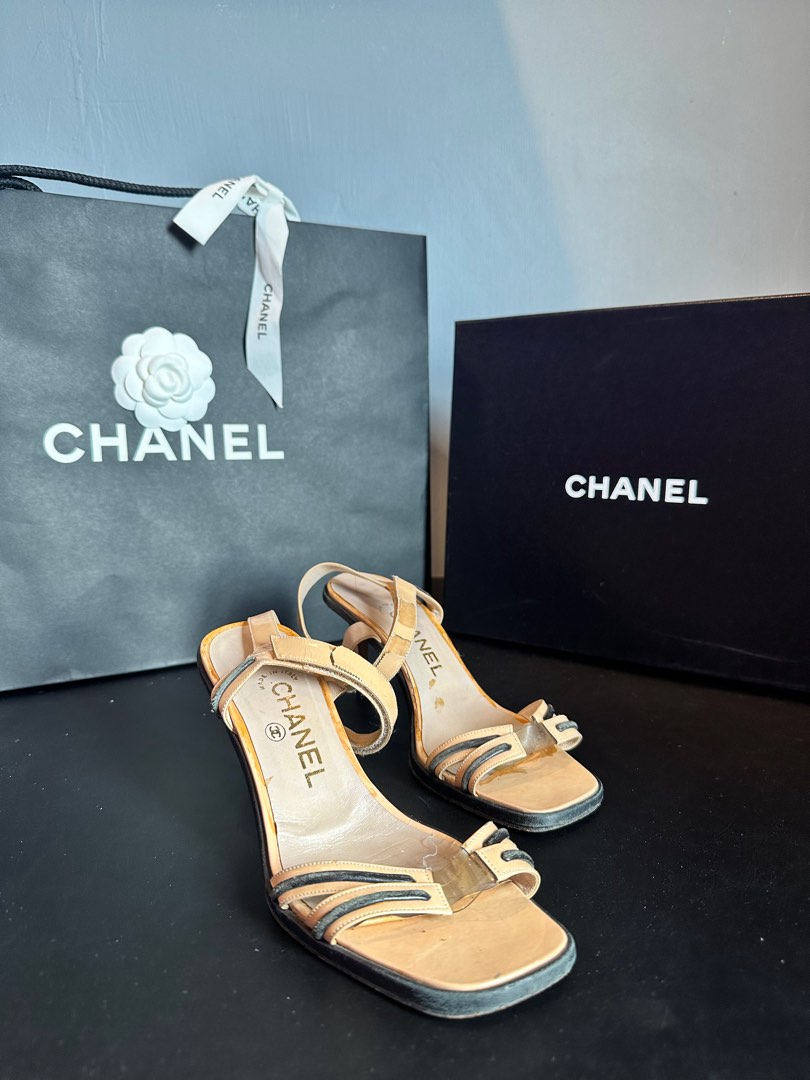 Chanel discount heels 2019