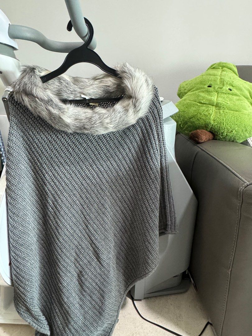 Cashmere poncho deals