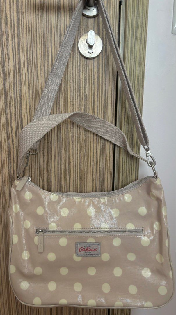 Button spot curve shoulder 2025 bag