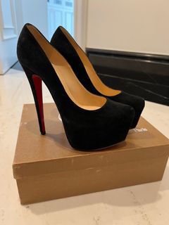 Christian louboutin discount shoes price