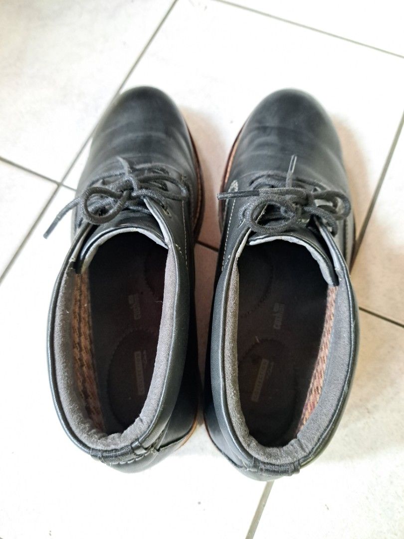 Cushion clarks store