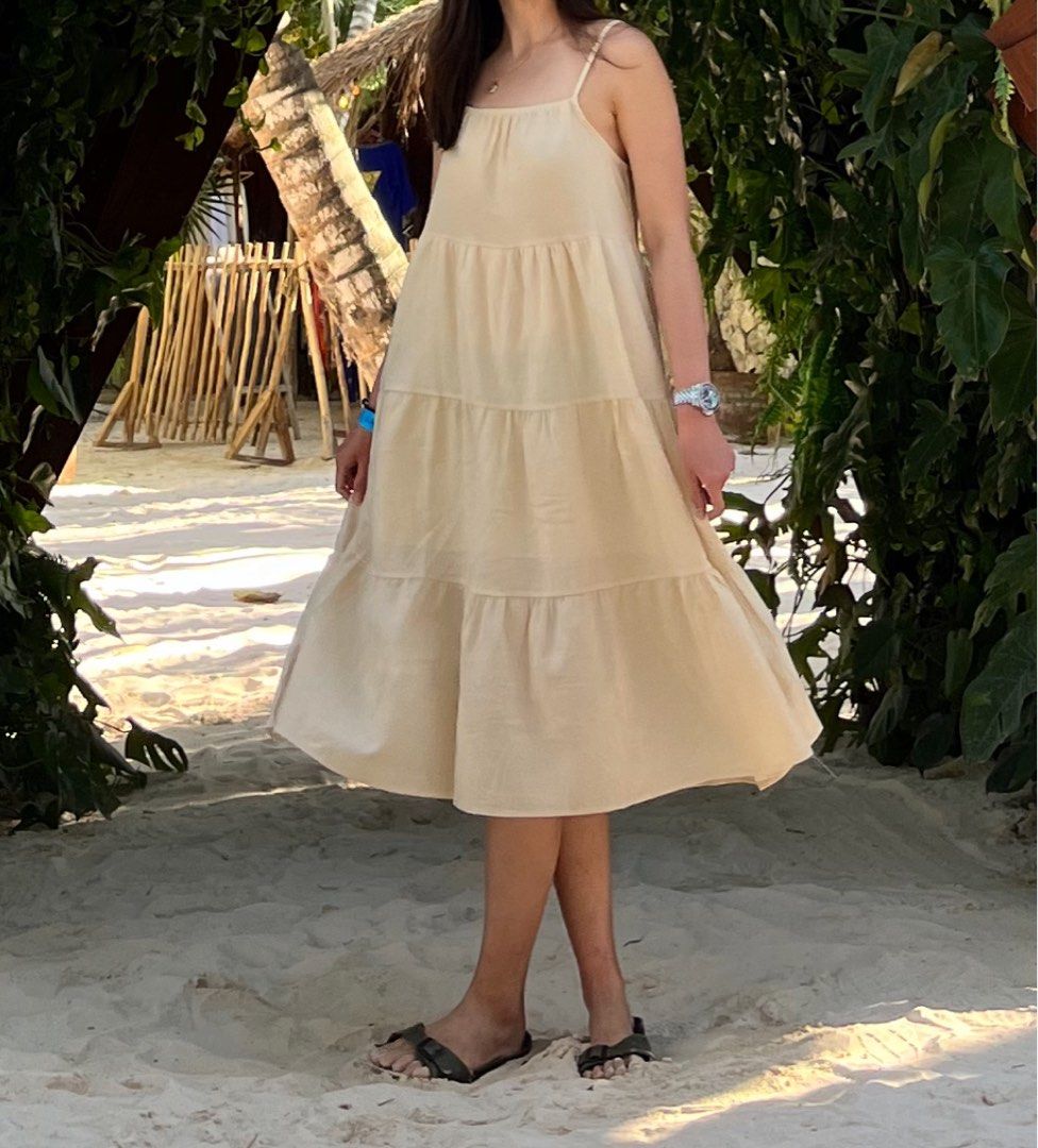 Clothes for breakfast dress (Category: Dresses) located in Quezon City. Submitted by pre.by.a (Listing ID 1275961833, Image 3). Description: Used once Free size.