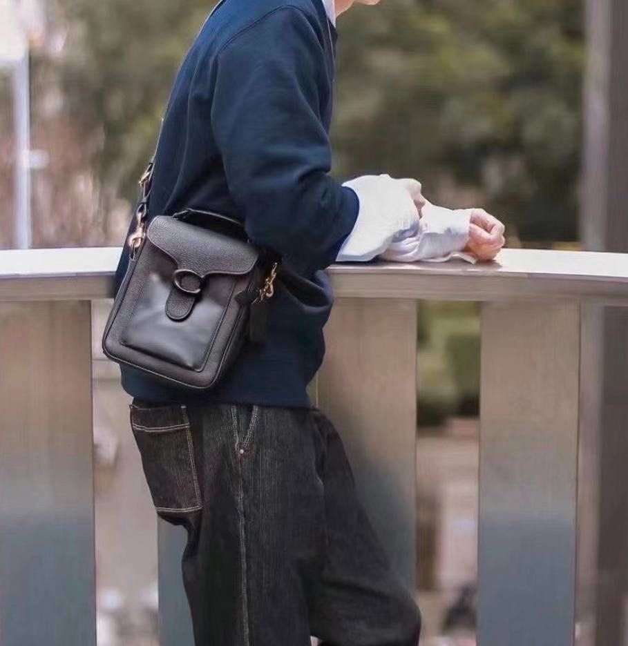 Tabby crossbody online