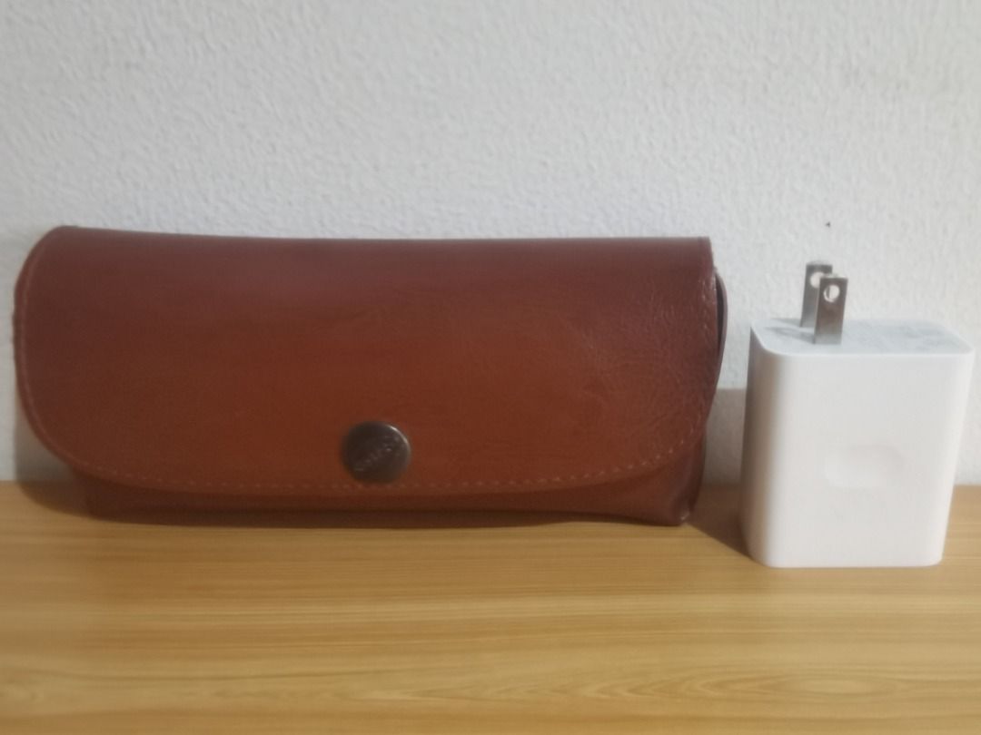 Costco Eyeglass Case, Men's Fashion, Watches & Accessories, Sunglasses & Eyewear on Carousell