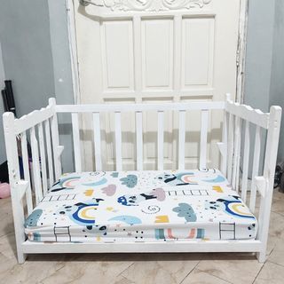Dog bed wooden dog bed dog crib white bed custom made dog bed white wood foam bed pet bed large dog bed with mattress wood pet crib garage sale 2024