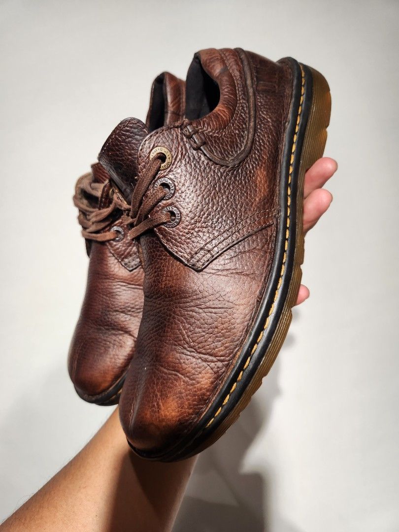 DR MARTENS HAMPSHIRE SIZE 41 Fesyen Pria Sepatu Sepatu Boot di Carousell