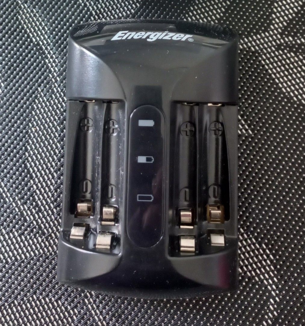 Energizer CHPRO Battery Charger Pro for AA & AAA Battery (charger only