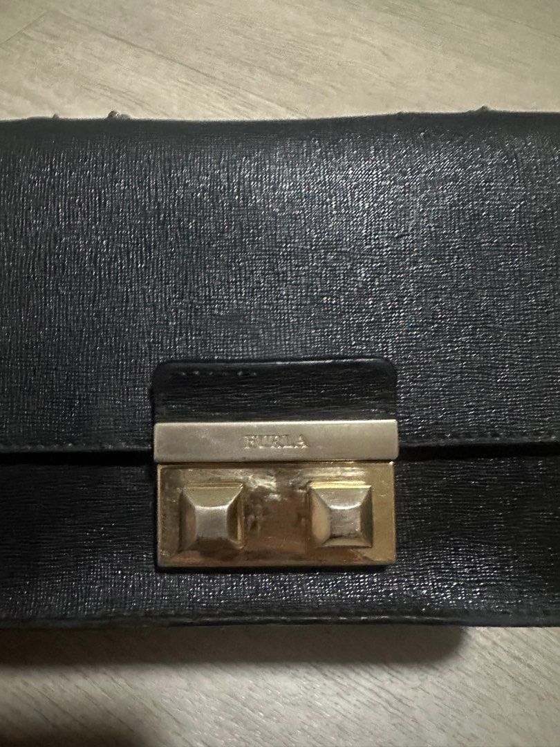 Furla metropolis xl store