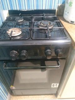 Gas range and tank for sale