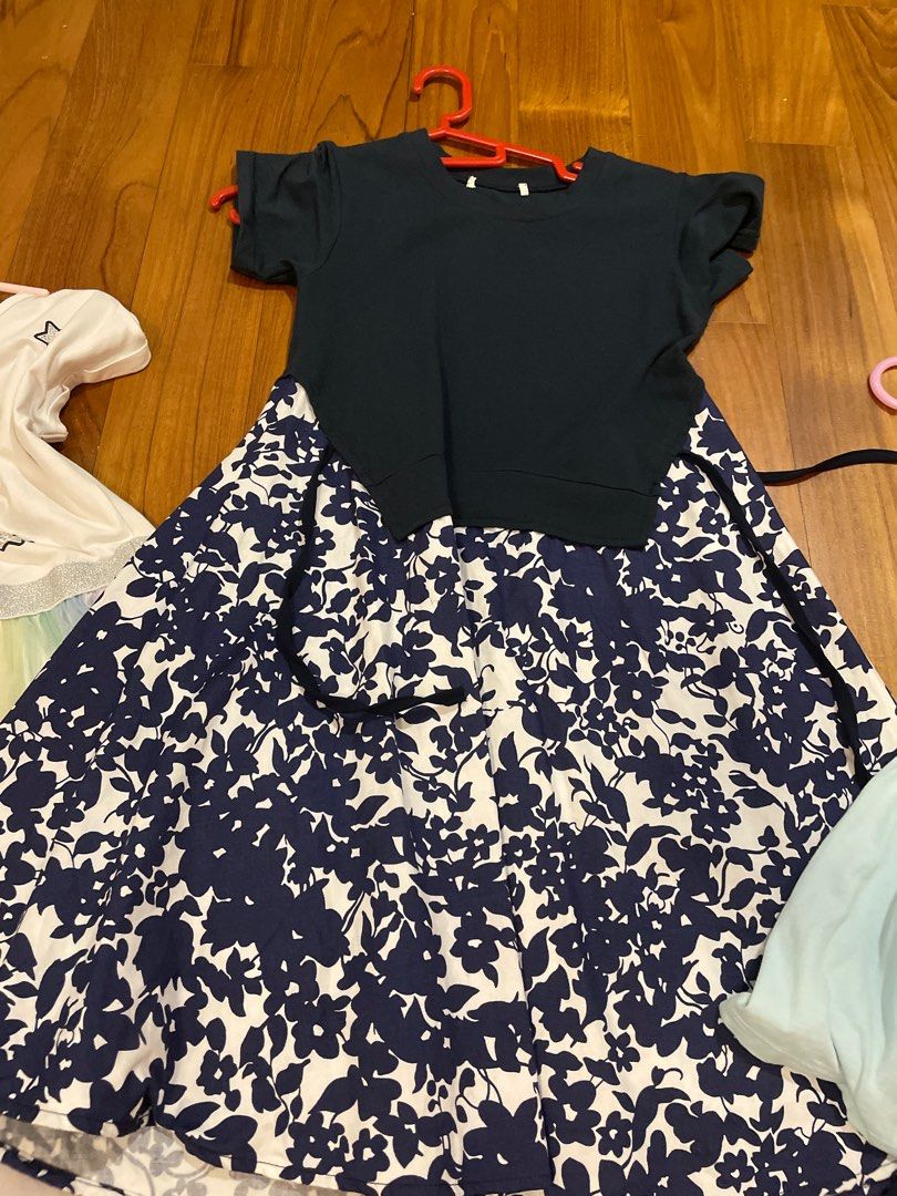 Girls dresses size 7 8
