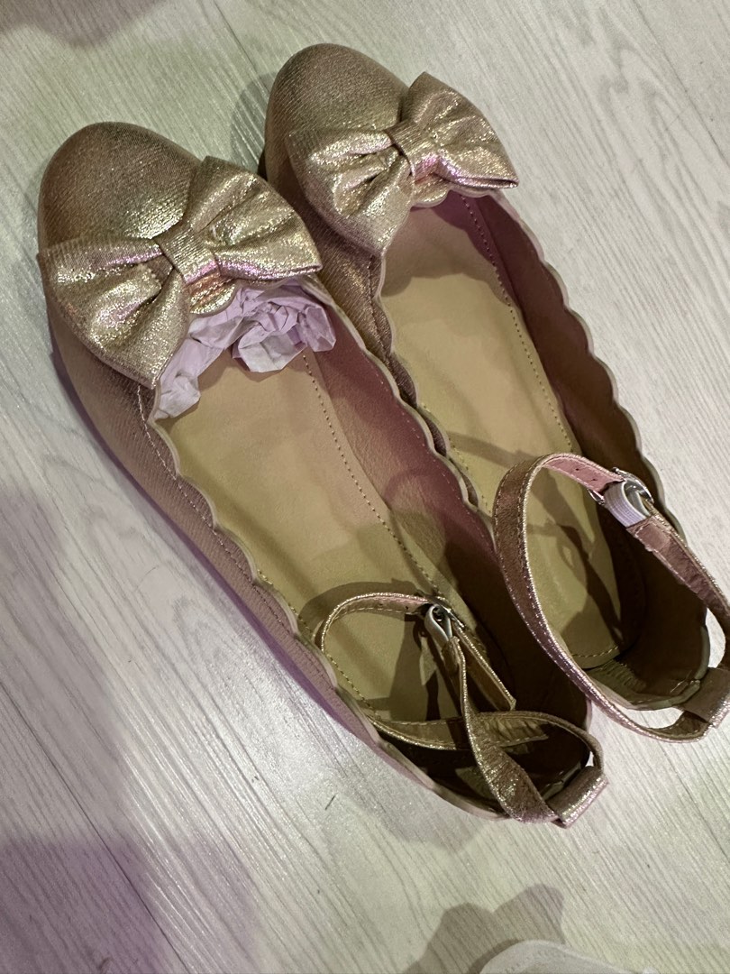 Girls metallic shoes discount