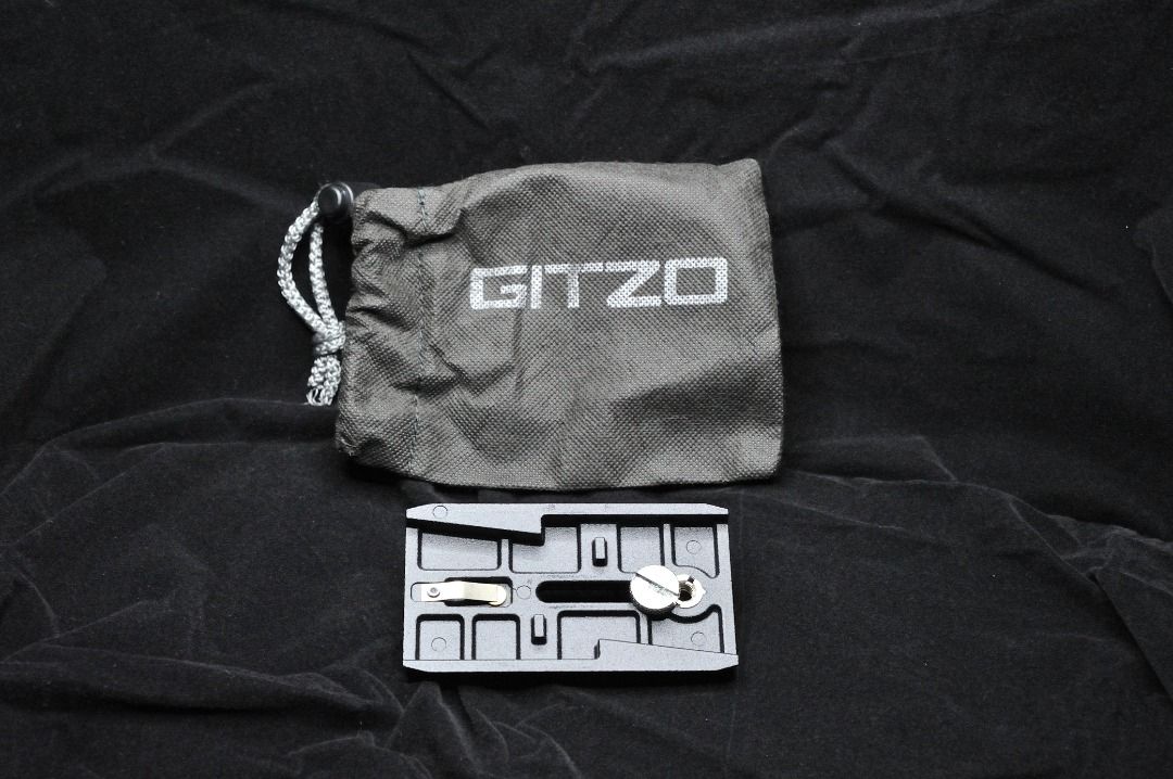 Gitzo GS5370SD Quick Release Plate Aluminum Short D Profile (Black)