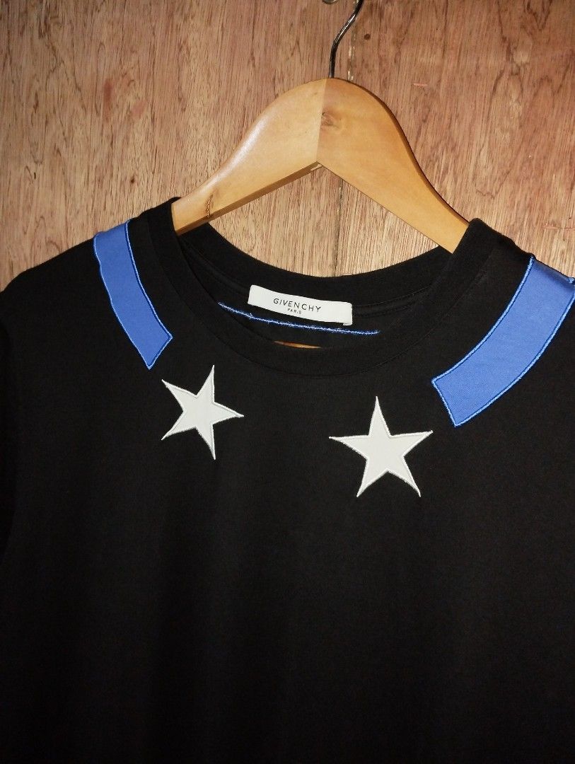 Givenchy 2 star hot sale t shirt