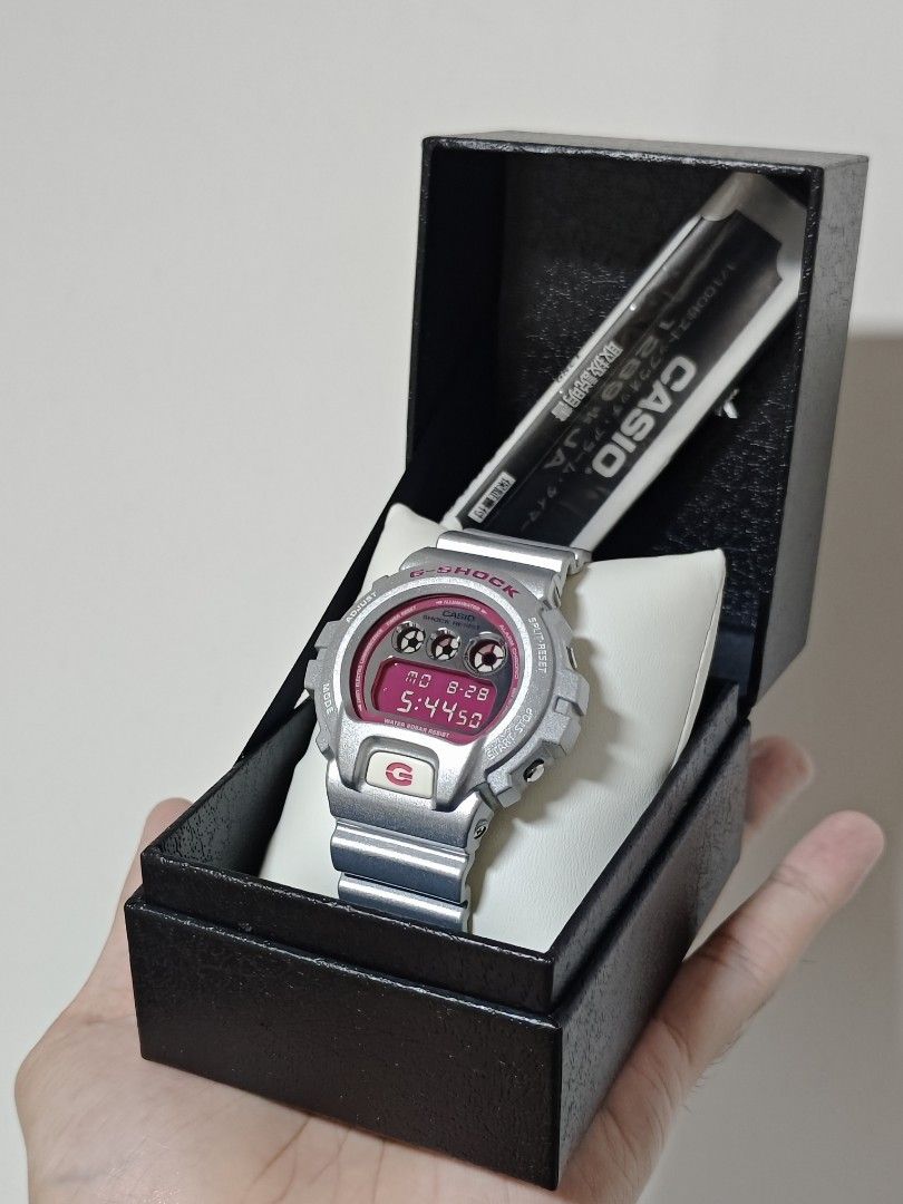 G SHOCK CB8 JAPAN NOS DW 6900CB 8DR Men s Fashion Watches Accessories Watches on Carousell