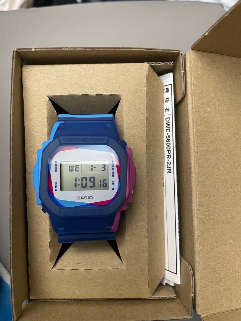 全新G-shock DWE-5600PR-2JR, 男裝, 手錶及配件, 手錶- Carousell