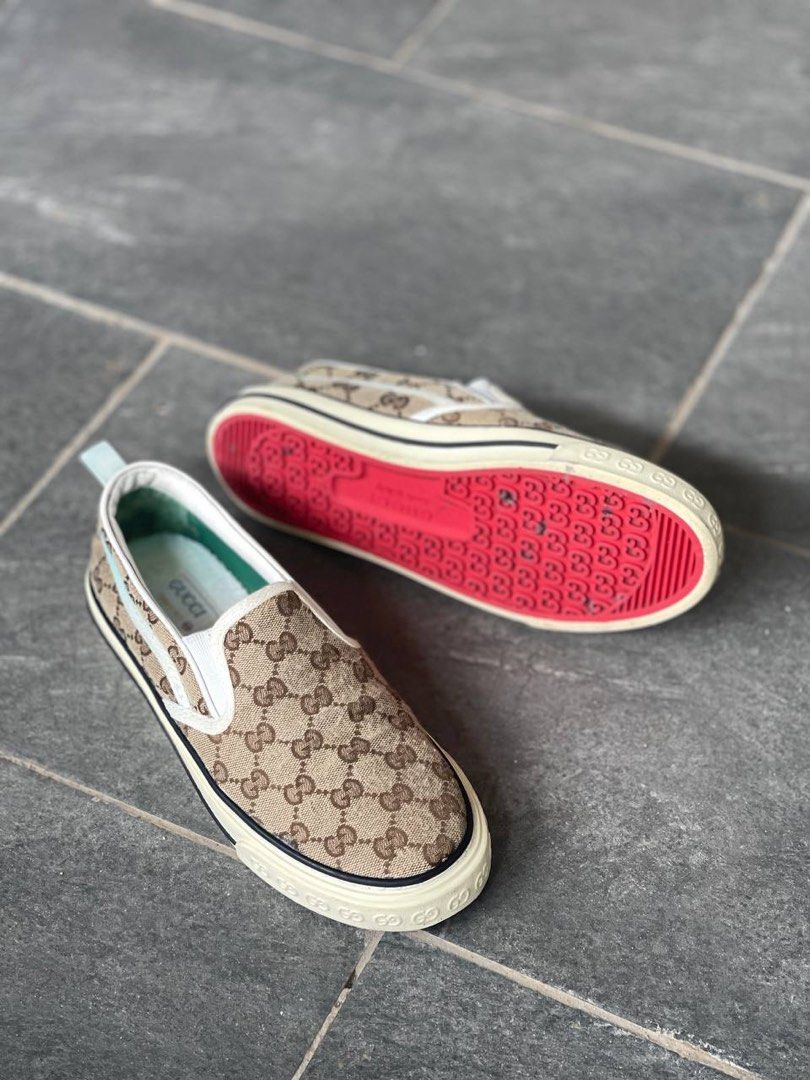 Gucci slip store shoes