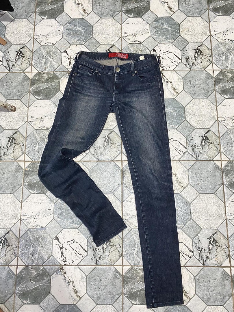 Guess Men's Lincoln Slim Straight Jeans! Note Depop