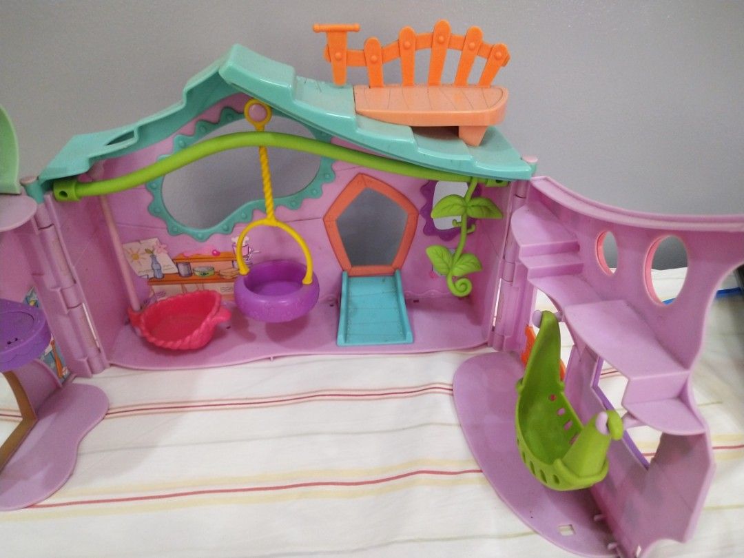 Hasbro Littlest Pet Shop Clubhouse Play Set, Hobbies & Toys, Toys