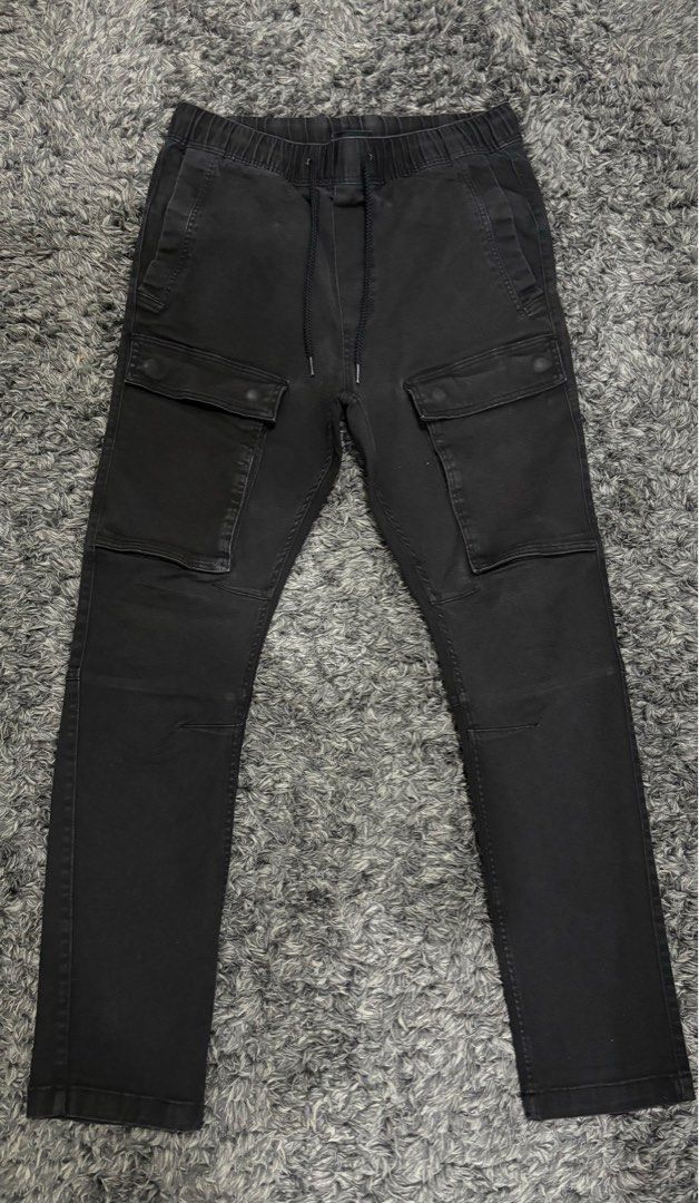 H M Skinny Fit Cargo trousers Men s Fashion Bottoms Trousers on