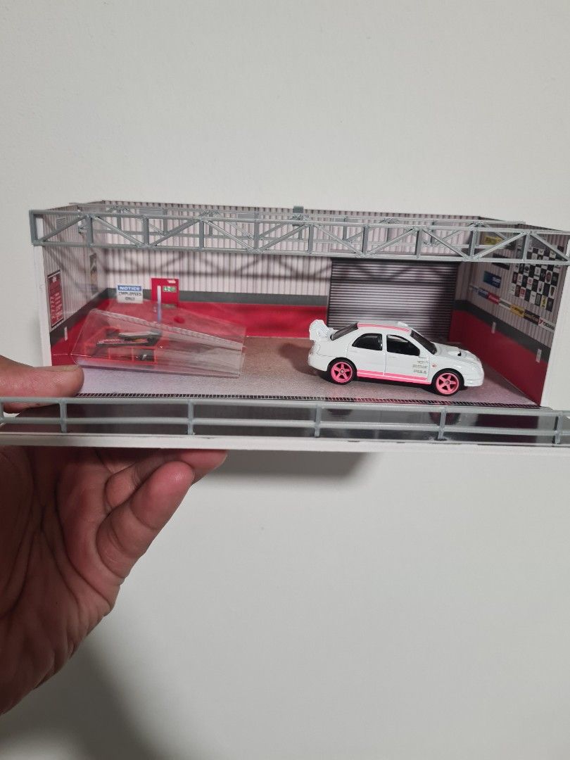 Diorama garage discount hot wheels