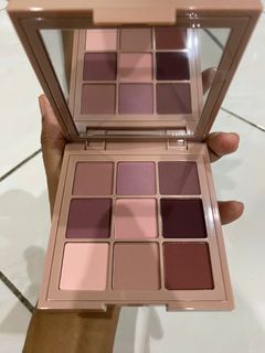(Category: ) located in . Submitted by regienaaaa (Listing ID 1275893567, Image 1). Description: .
