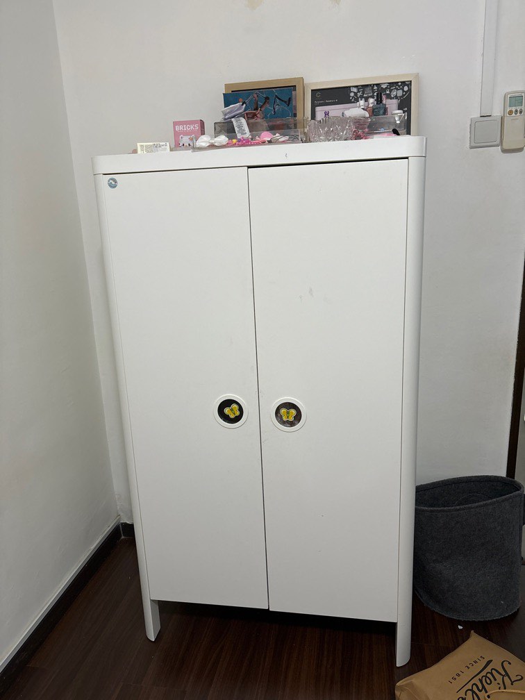 Ikea outlet busunge wardrobe