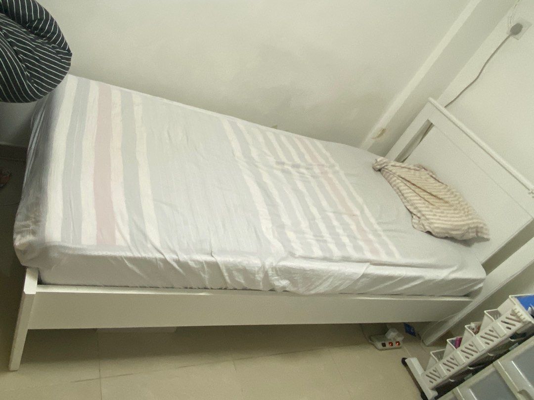 Ikea Songesand Luroy single bed