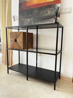 https://media.karousell.com/media/photos/products/2024/1/2/ikea_vittsjo_shelving_unit_bla_1704171740_d3b8aab5_thumbnail.jpg