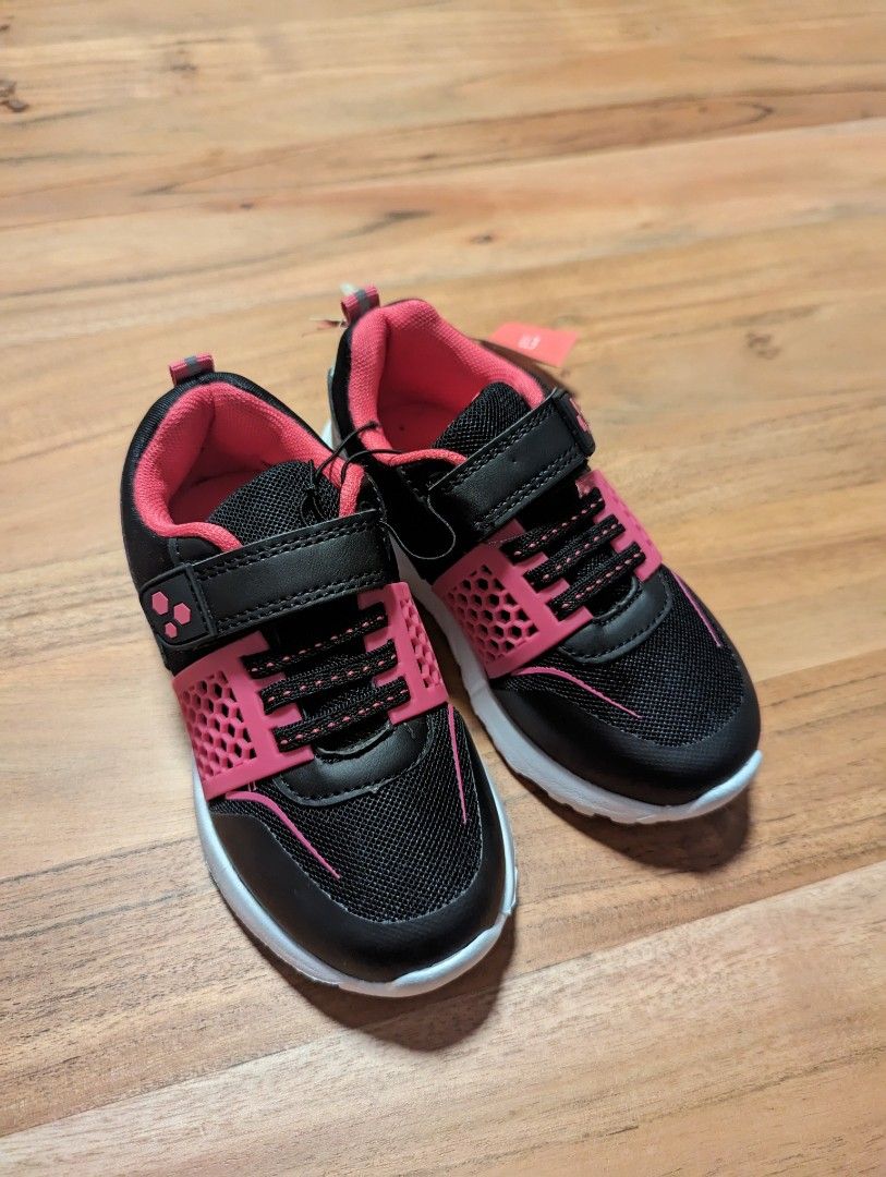 Kids shoes UK kids size 9