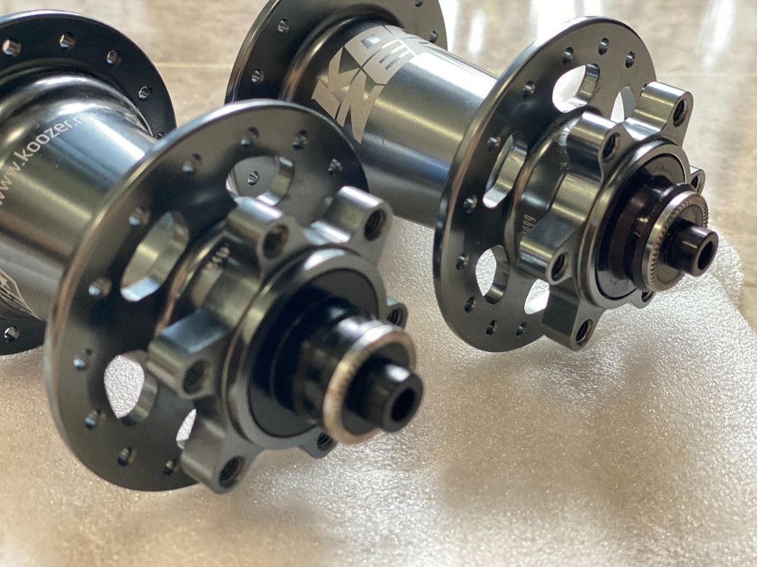 Koozer XM490 pro hubs smooth (Titanium) UP$135, Sports Equipment ...
