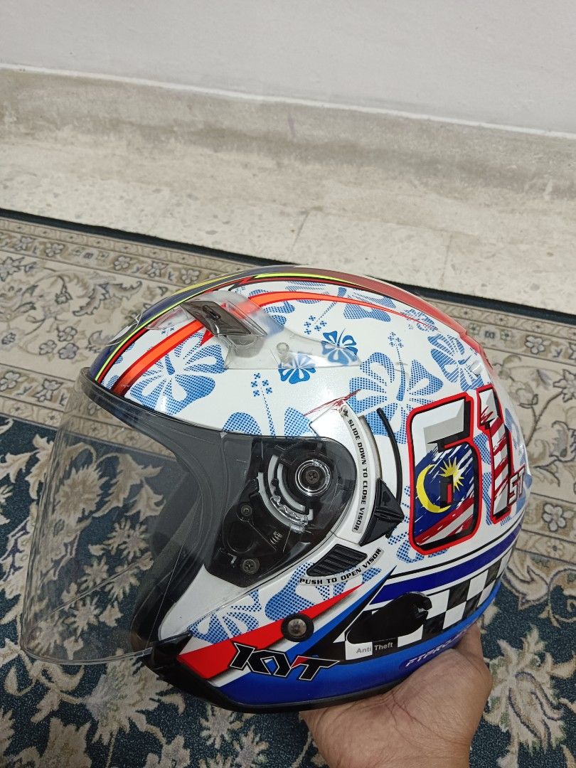 KYT Merdeka 61, Motorbikes on Carousell