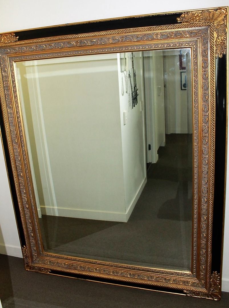 Large vintage mirror with ornate frame in gold and black, Furniture
