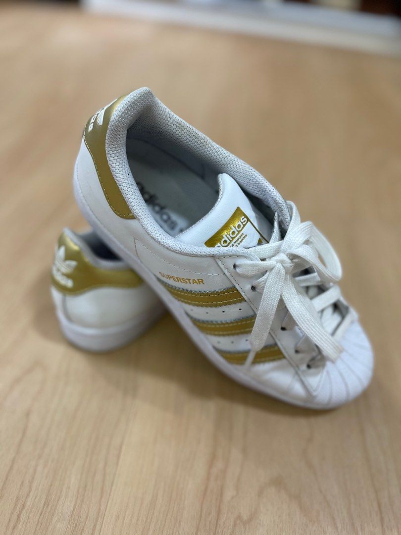 Adidas superstar top limited edition gold