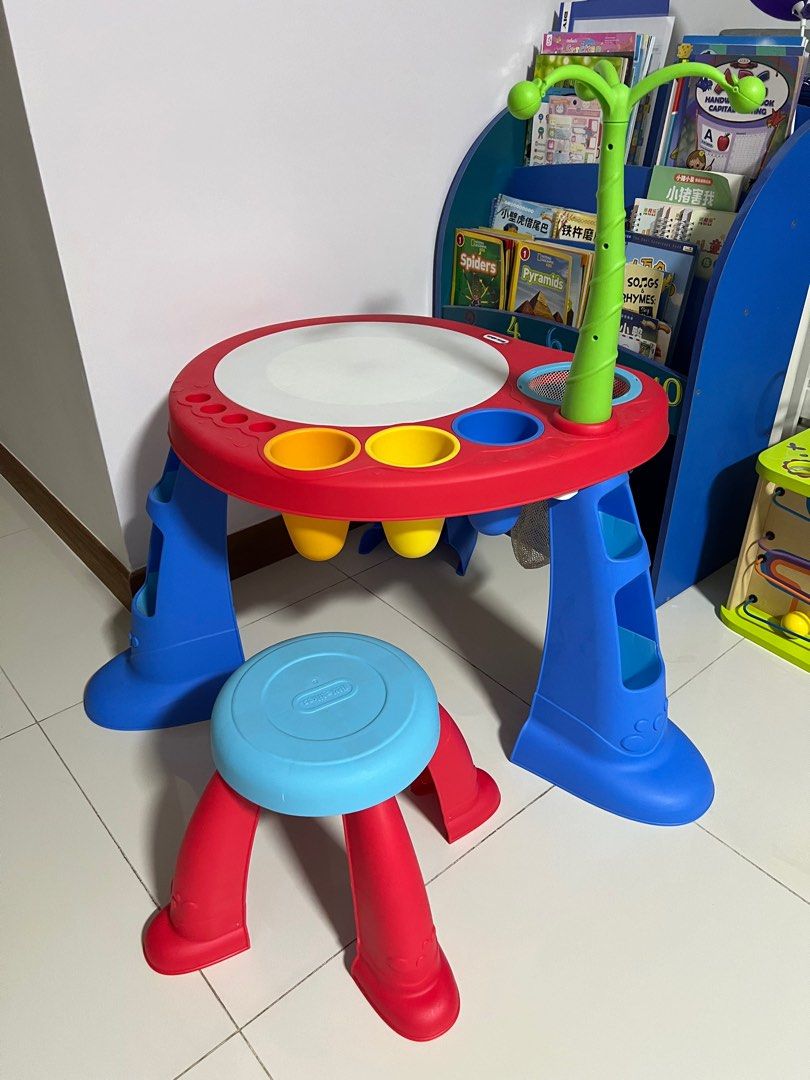 Little tikes art desk with light best sale