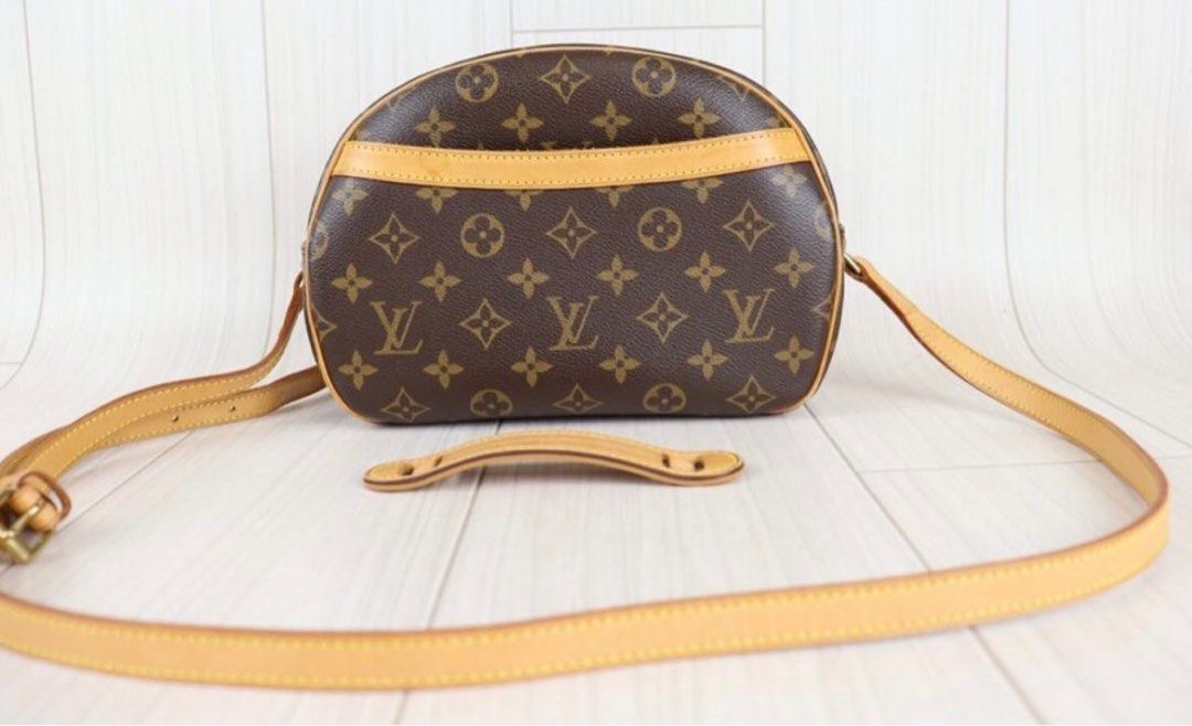 Vintage lv sling bag discount