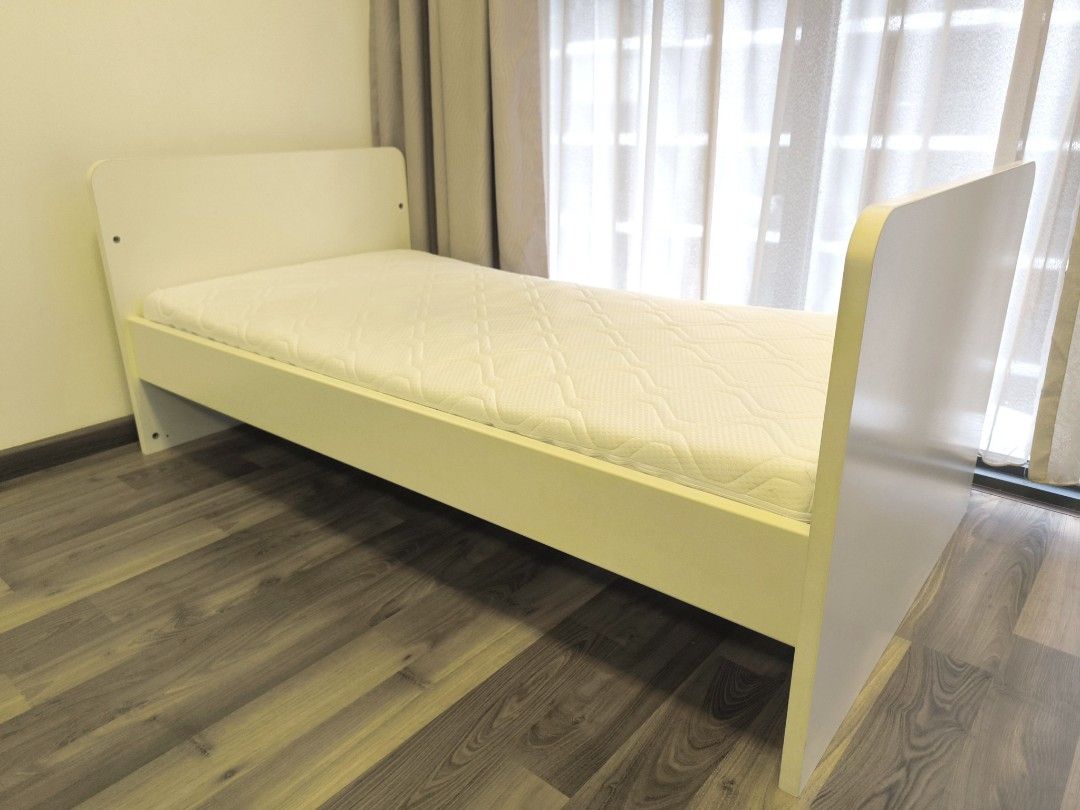 Mamas and papas haxby cot clearance bed