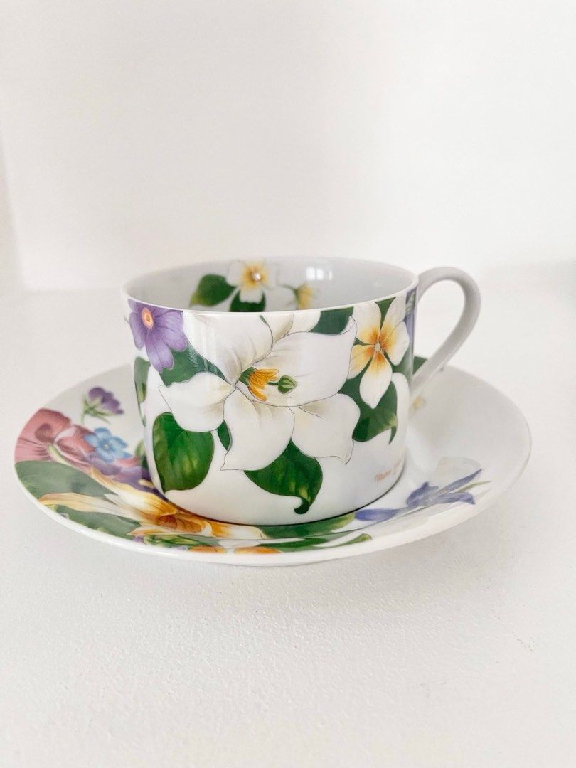 Mario Valentino cup & saucer set (Category: Coffee & Tea Tableware) located in Mandaluyong City. Submitted by daisys.collection (Listing ID 1275998321, Image 2). Description: Mario Valentino cup & saucer set 2 cups and 2 saucers Guaranteed original purchased from Japan Brand new without box Buyer pays for shipping (Grab/Lalamove) Payment via Gcash, Maya or PNB Fund transfer RFS: Decluttering my vast collection No meet ups.
